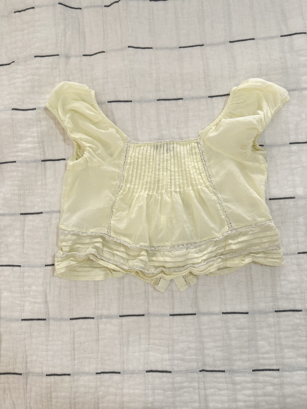 J Crew Cap Sleeve Lace Top SMALL Yellow Boho Blouse - Picture 5 of 7